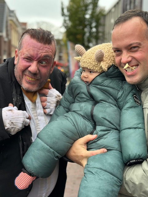 PHOTO-2025-11-01-18-49-59 PHOTO 2025 11 01 18 49 59